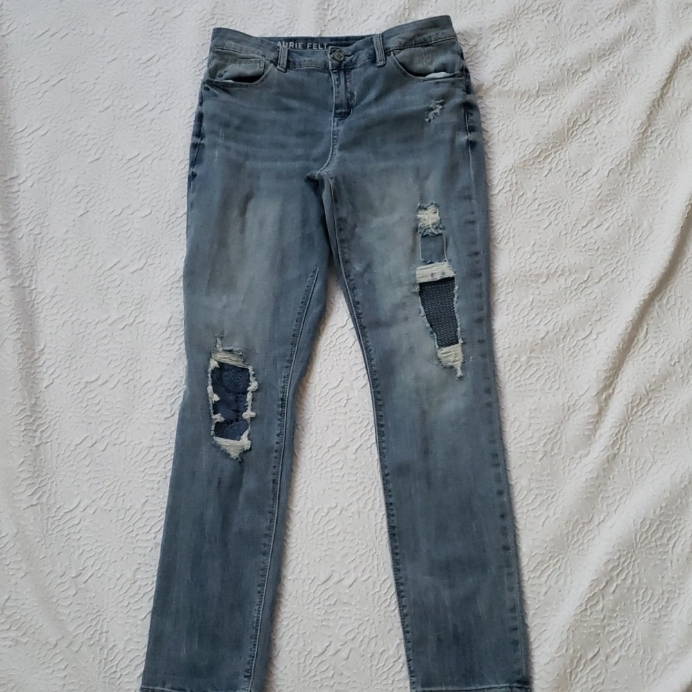 Laurie Felt Los Angeles Classic Underpatch Weekender Denim Jeans, Size 4